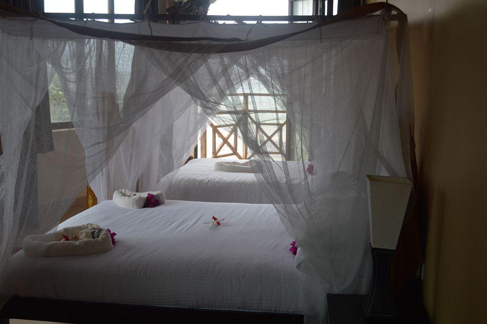 Villa Fleur De Lys Makunduchi Buitenkant foto